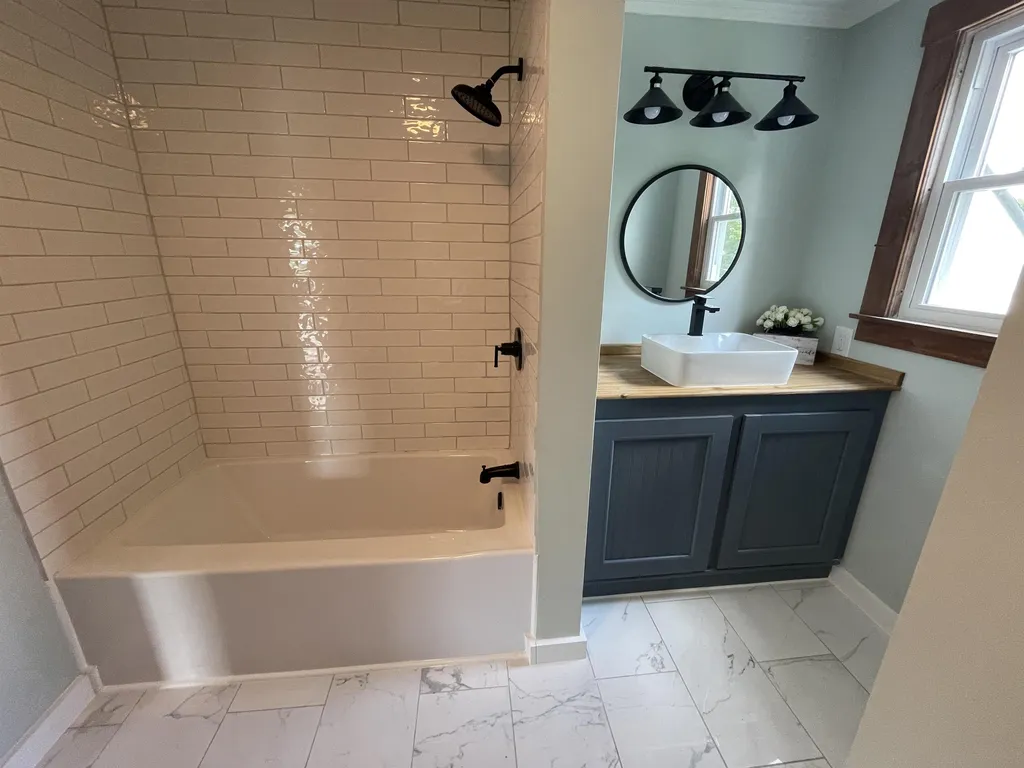 10 Dundee Street St. Johnsbury VT 05819