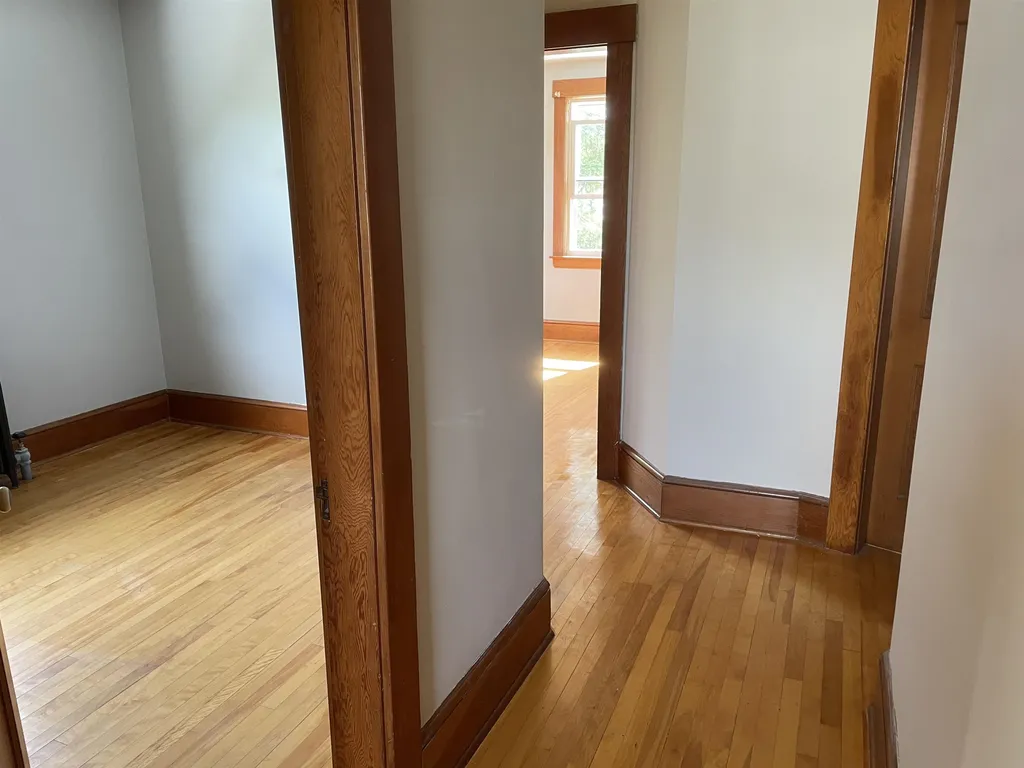 10 Dundee Street St. Johnsbury VT 05819