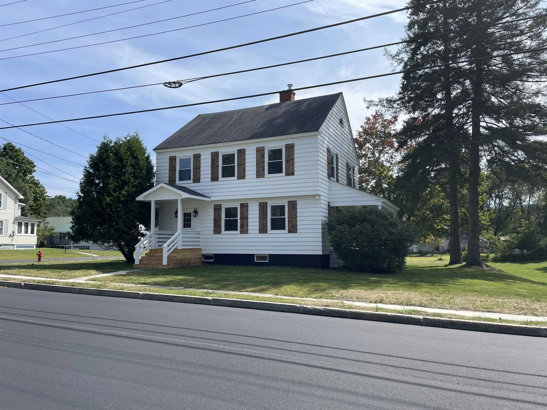 10 Dundee Street St. Johnsbury VT 05819