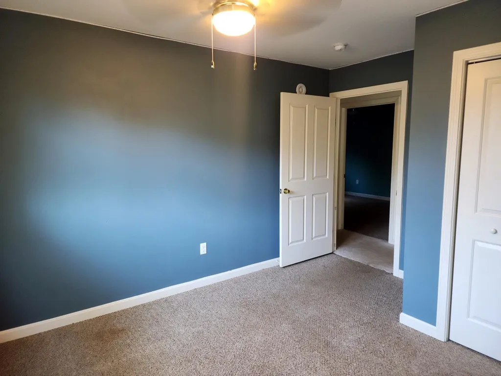 21 Village Way Littleton NH 03561