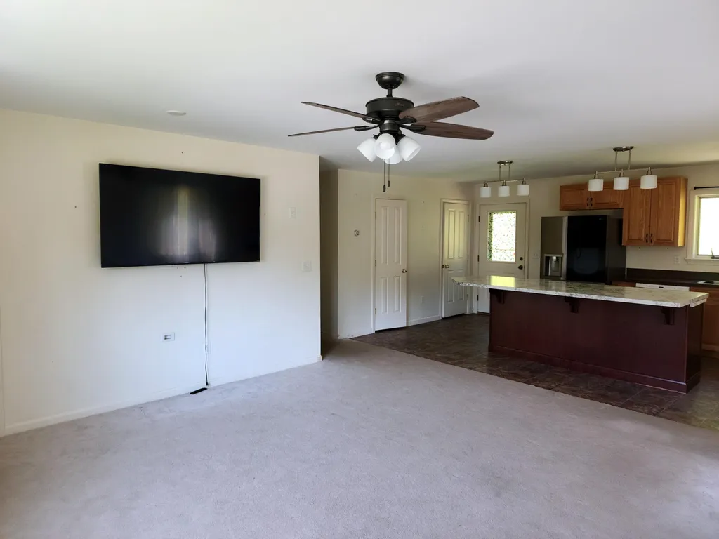 21 Village Way Littleton NH 03561