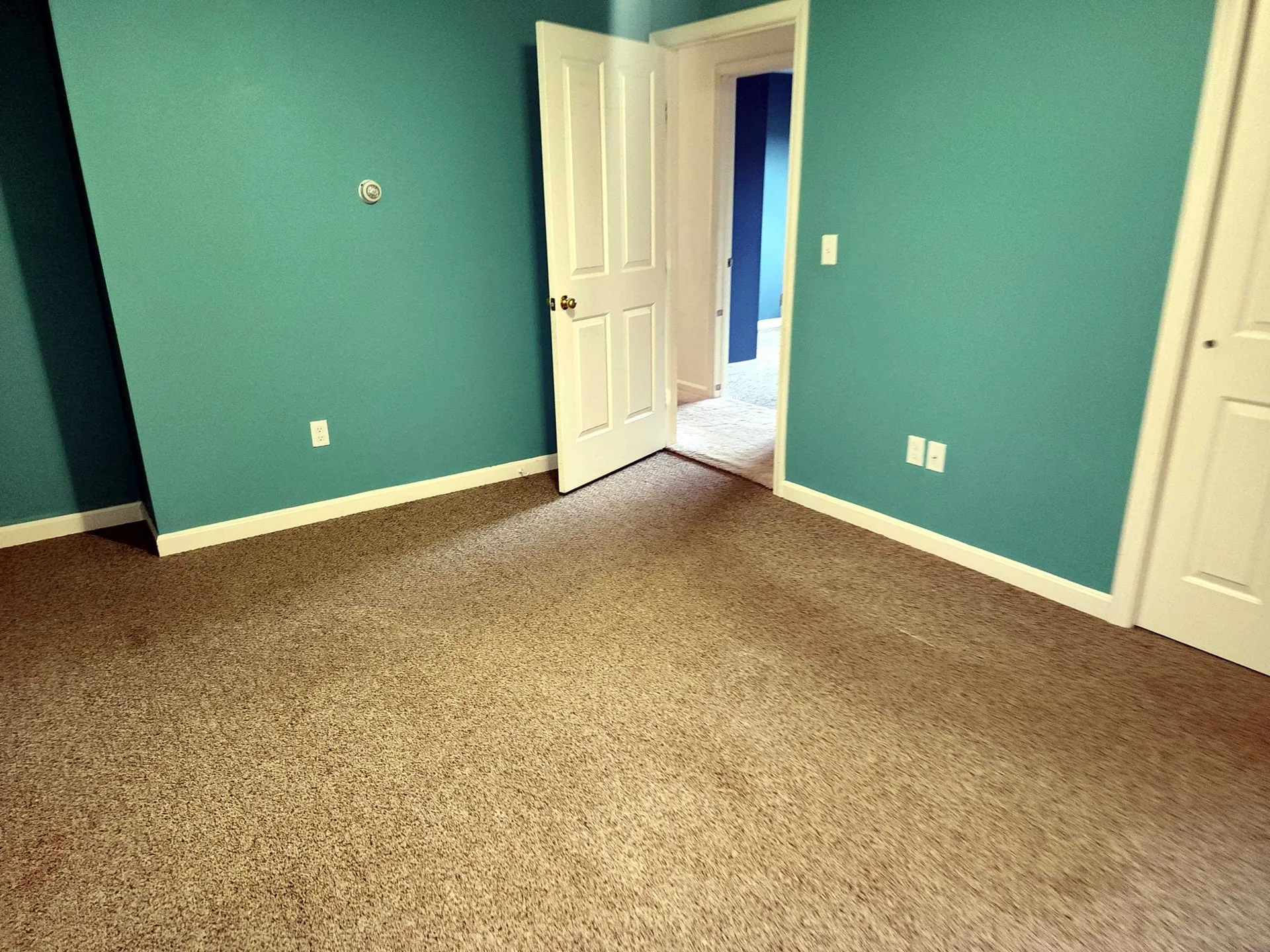 21 Village Way Littleton NH 03561