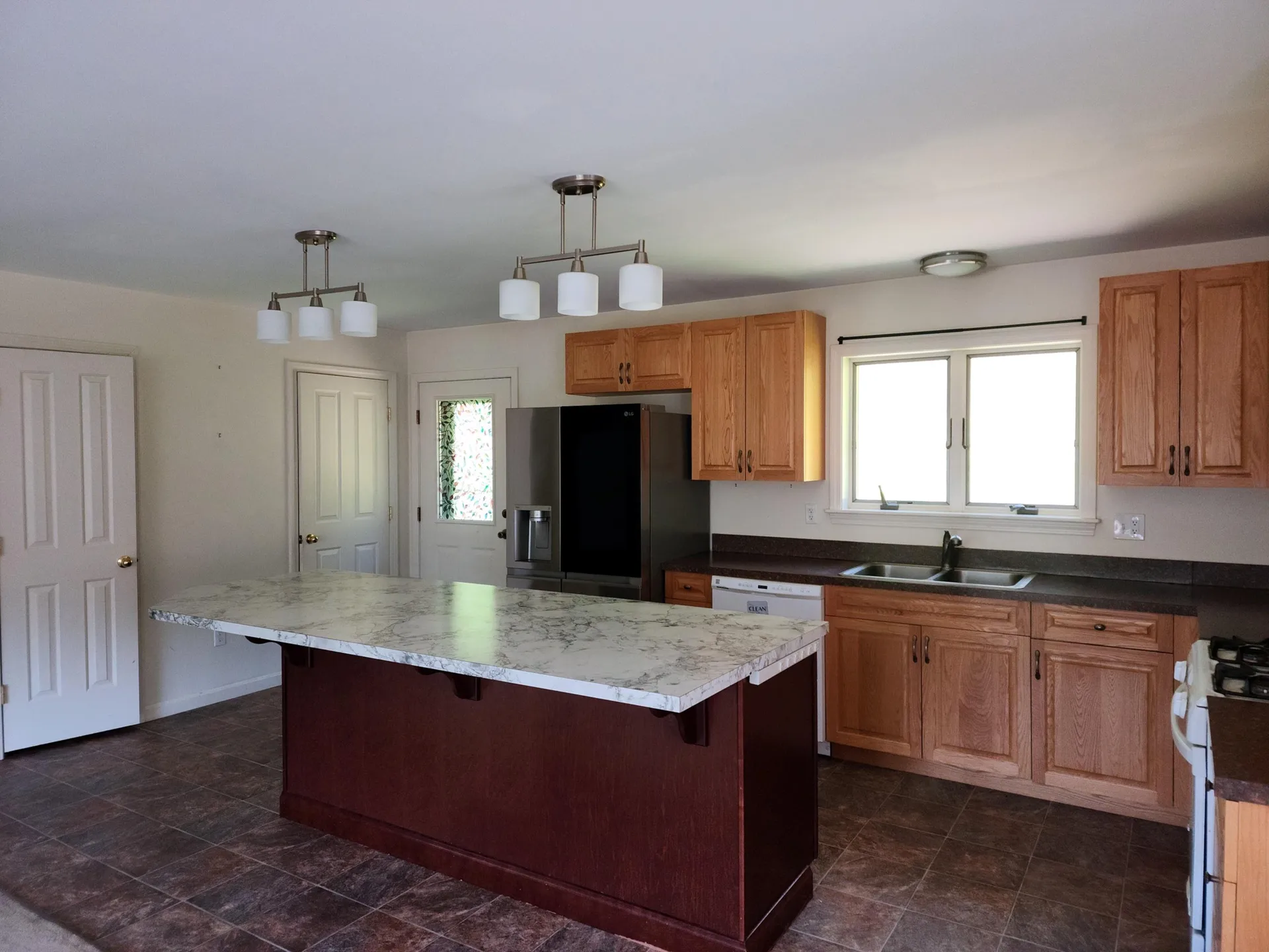 21 Village Way Littleton NH 03561