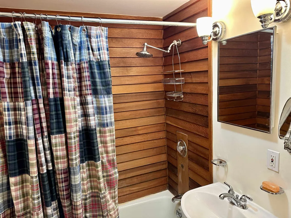 19 Timberline Drive Warren VT 05674