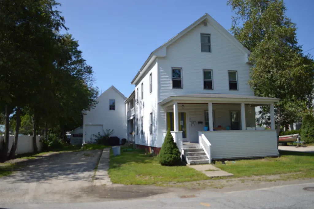 12 Russell Street Keene NH 03431