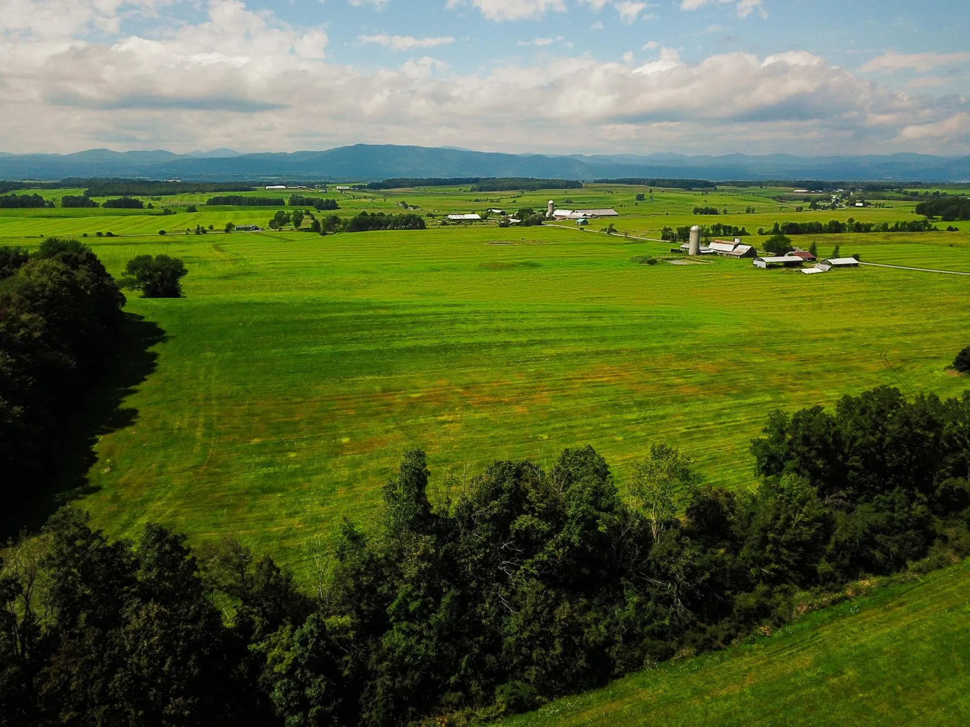 1749 Middle Road Bridport VT 05734