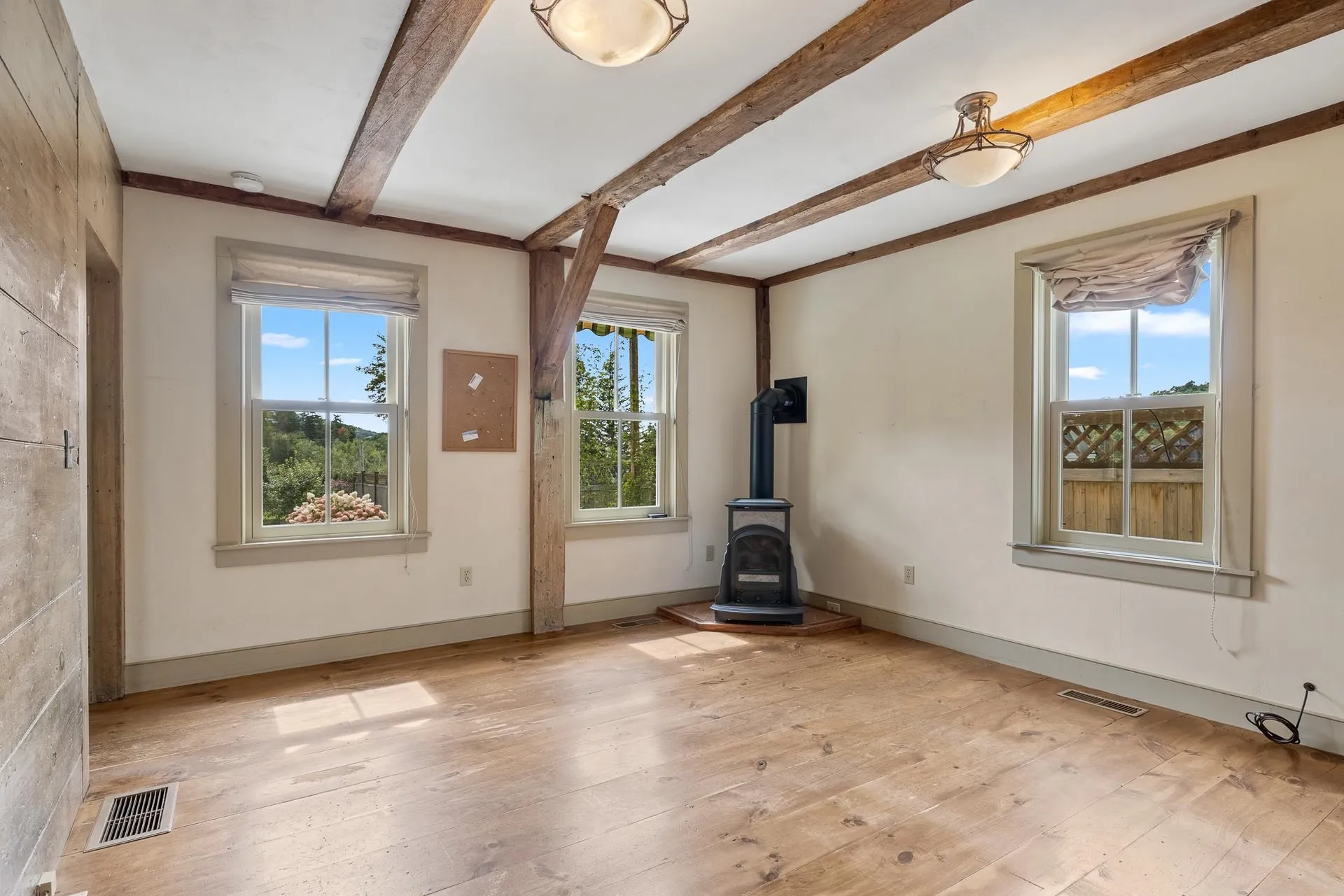 25 Pleasant Street Lyme NH 03768