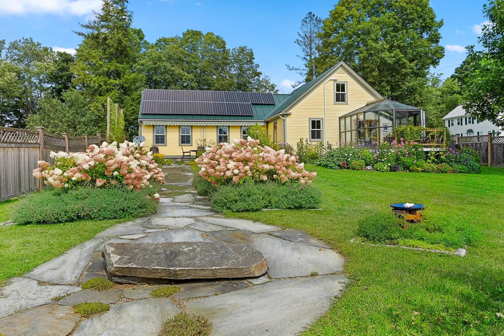 25 Pleasant Street Lyme NH 03768