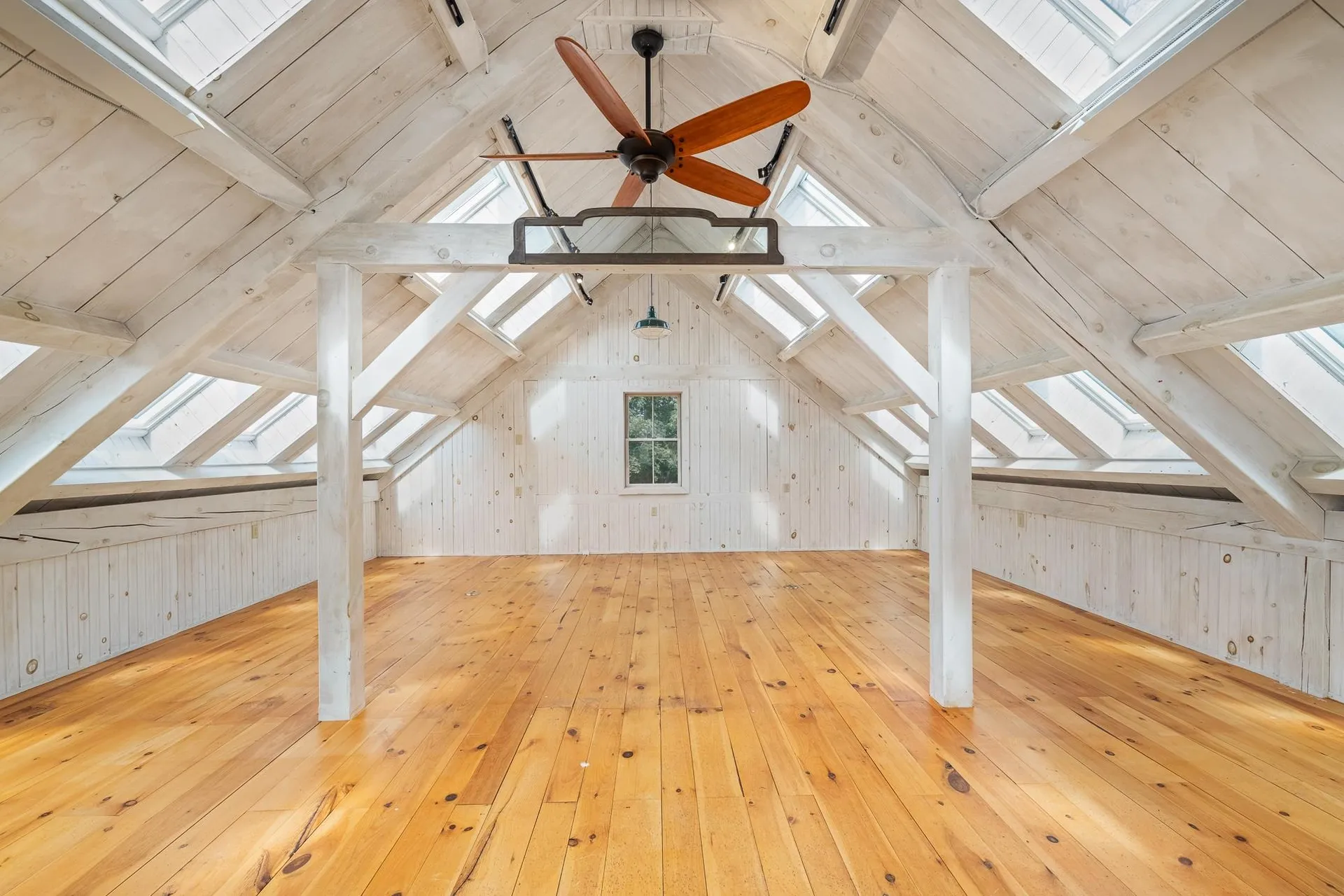 25 Pleasant Street Lyme NH 03768