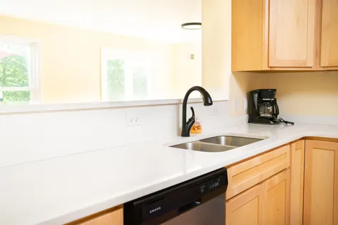 135 Gardiner Drive Londonderry VT 05148