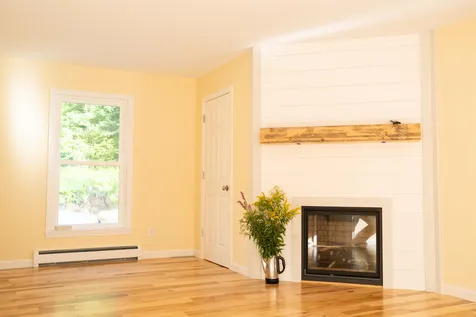 135 Gardiner Drive Londonderry VT 05148