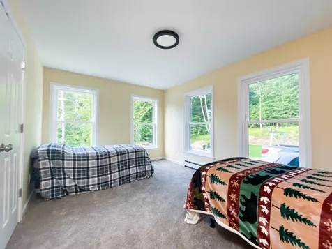 135 Gardiner Drive Londonderry VT 05148