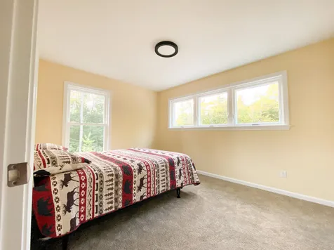 135 Gardiner Drive Londonderry VT 05148