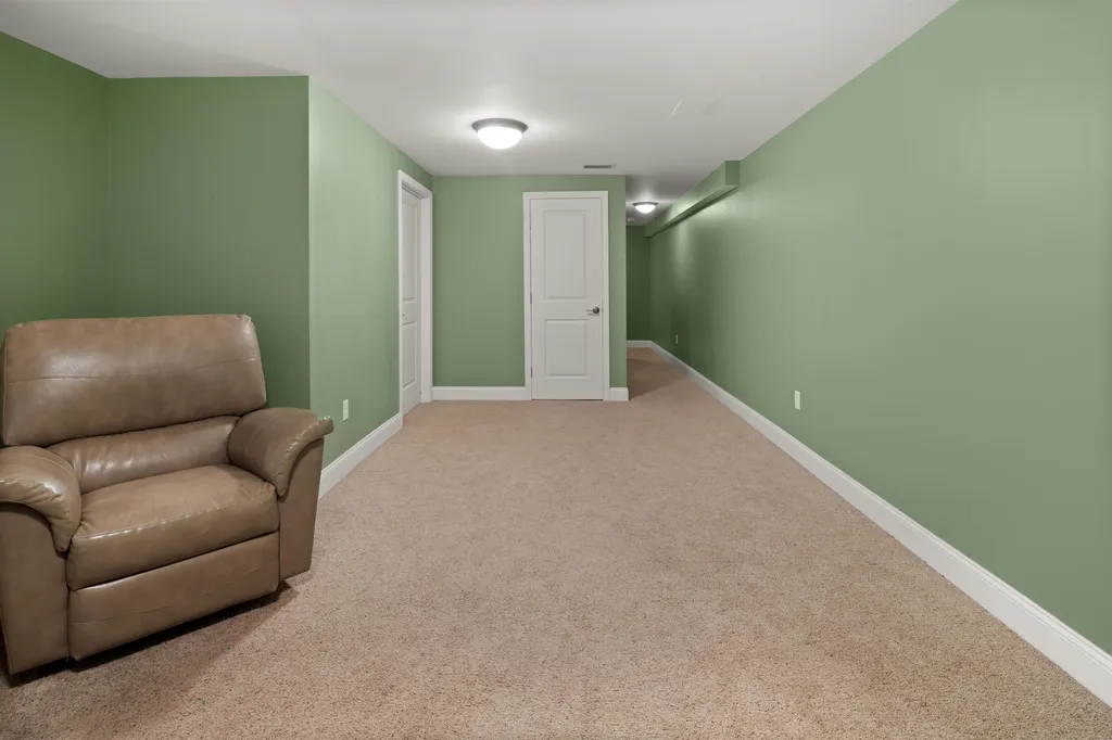 18 Southview Drive South Burlington VT 05403