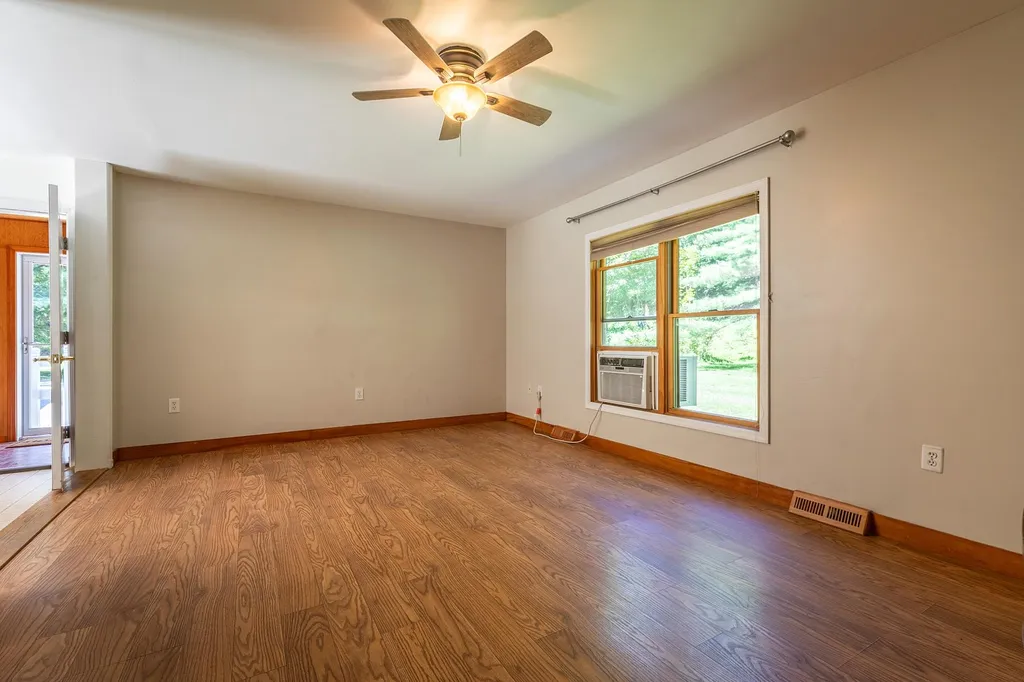 157 Brownsville Road Hartland VT 05048