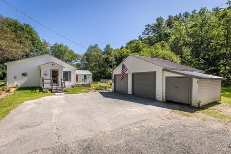 157 Brownsville Road Hartland VT 05048