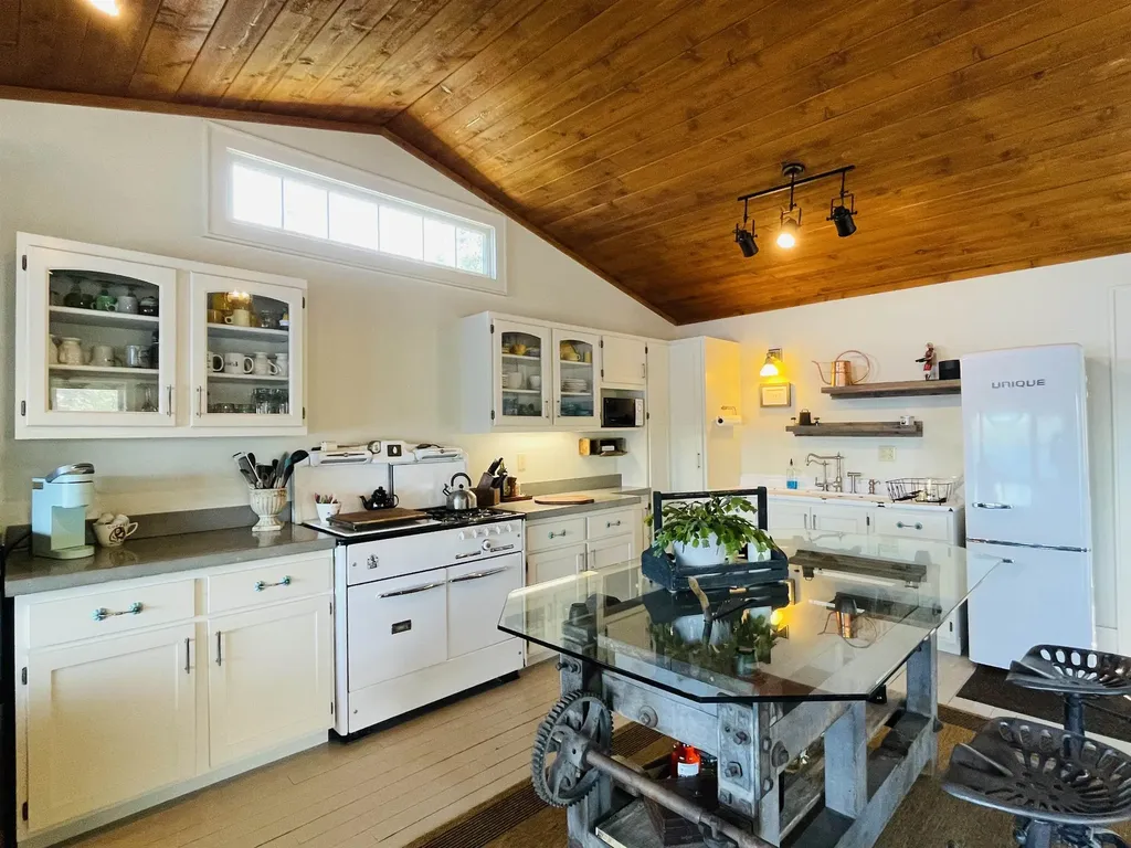 43 Jackson Lodge Road Canaan VT 05903