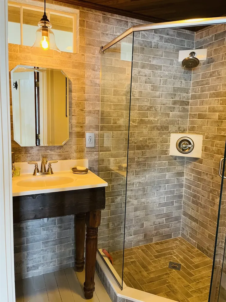 43 Jackson Lodge Road Canaan VT 05903