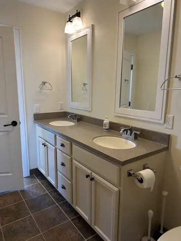 70 Maple Street Middlebury VT 05753