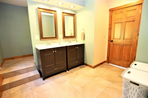 948 Lake Region Road Barton VT 05822