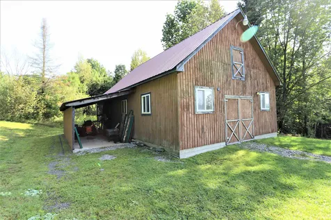 948 Lake Region Road Barton VT 05822