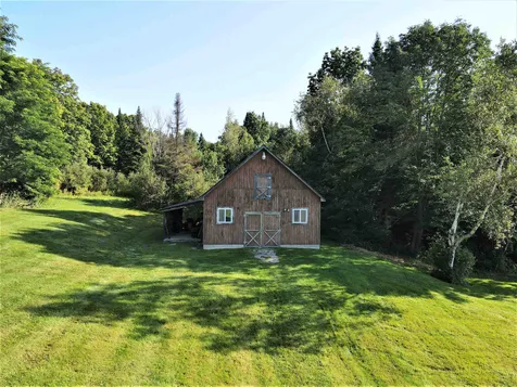 948 Lake Region Road Barton VT 05822