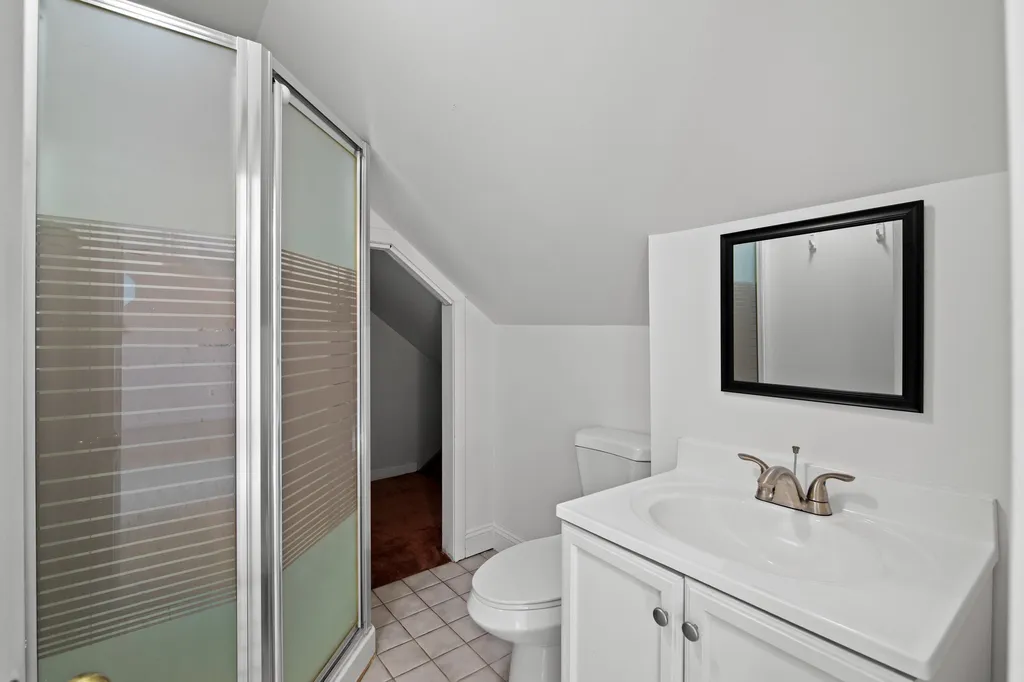 2 Fox Street Windham NH 03087