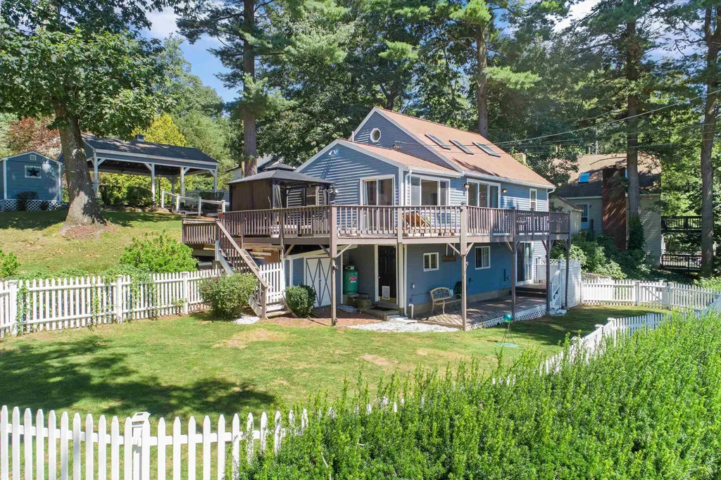 2 Fox Street Windham NH 03087