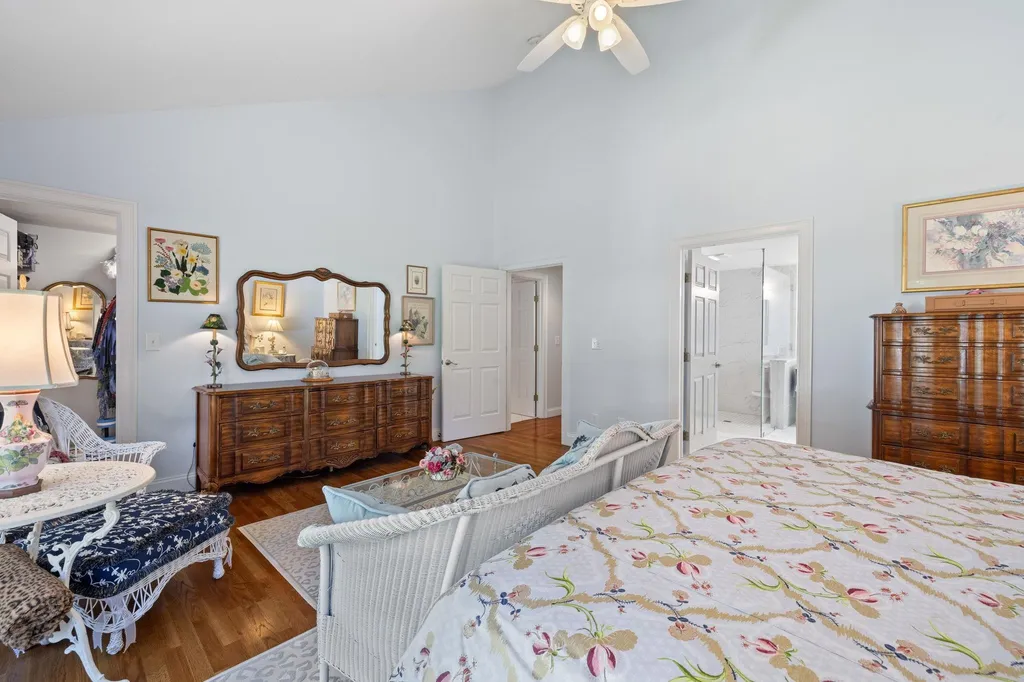 104 Hampton Meadows Hampton NH 03801