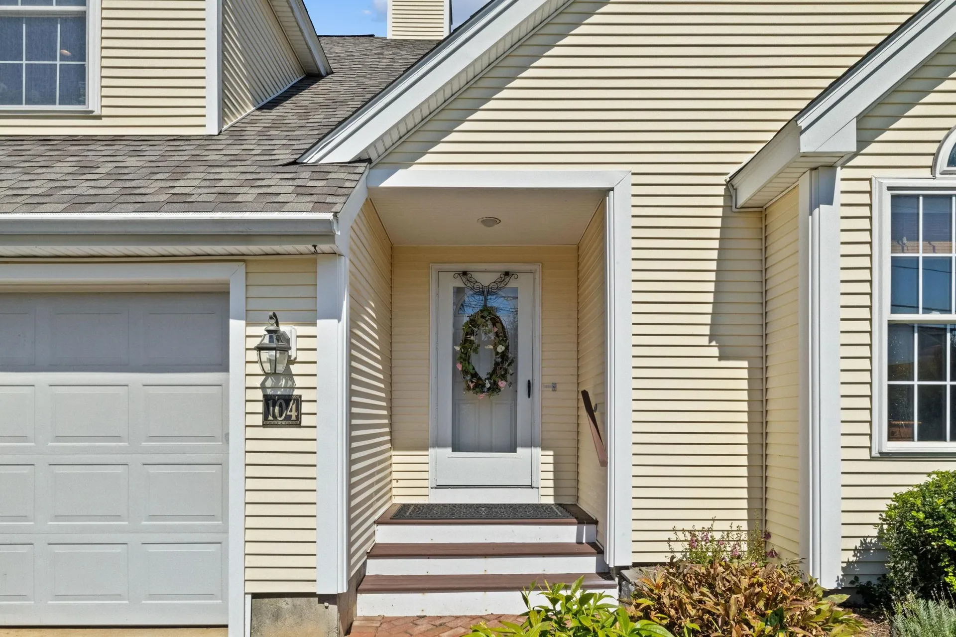 104 Hampton Meadows Hampton NH 03801