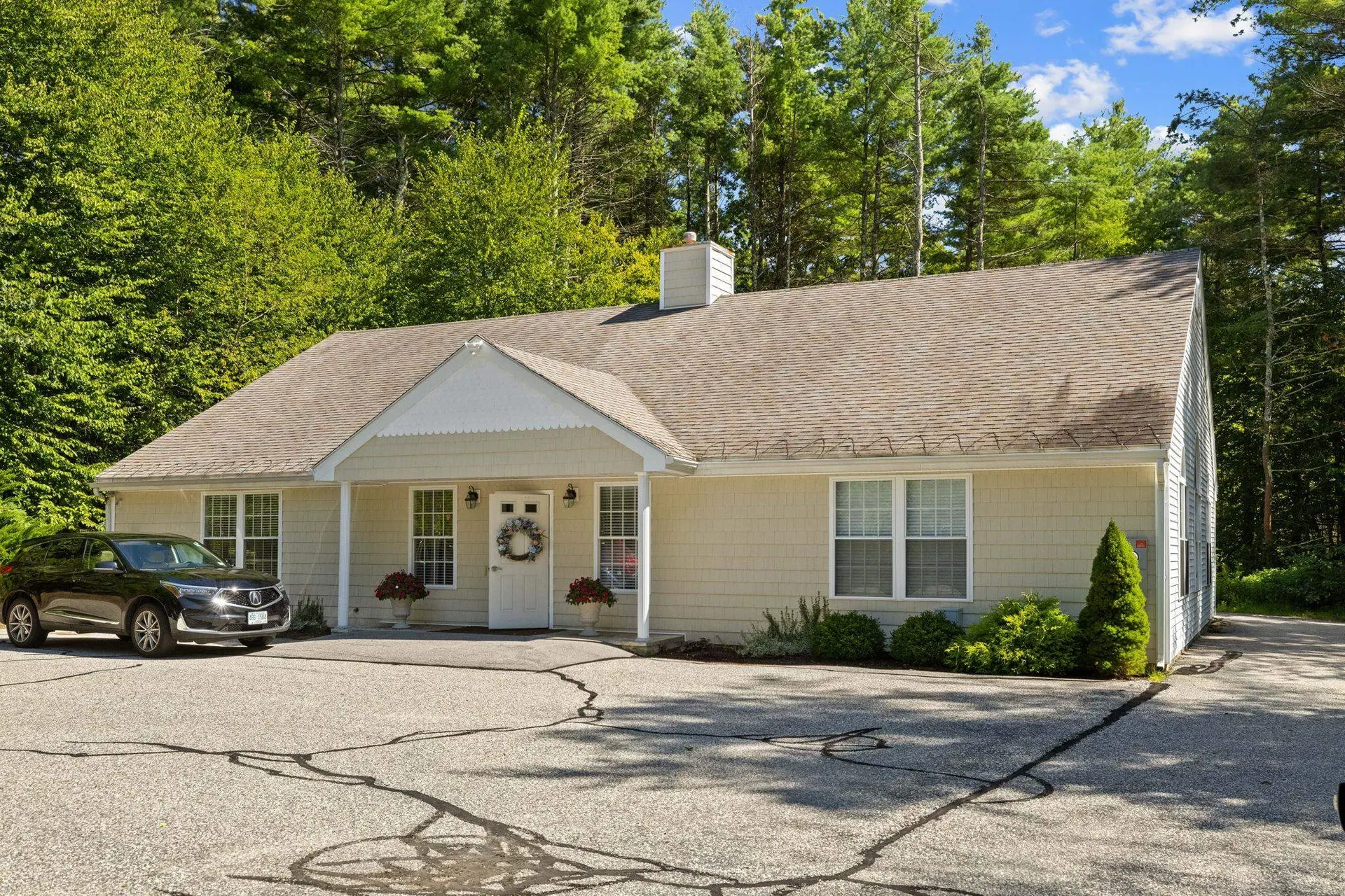 104 Hampton Meadows Hampton NH 03801