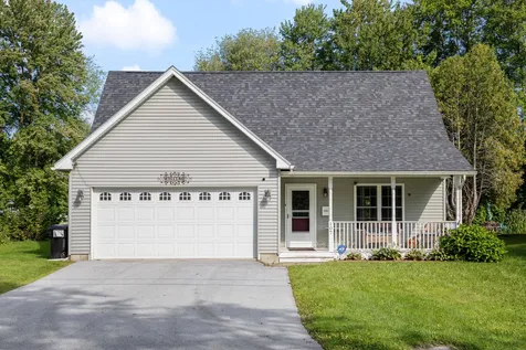 107 Canada Street Swanton VT 05488