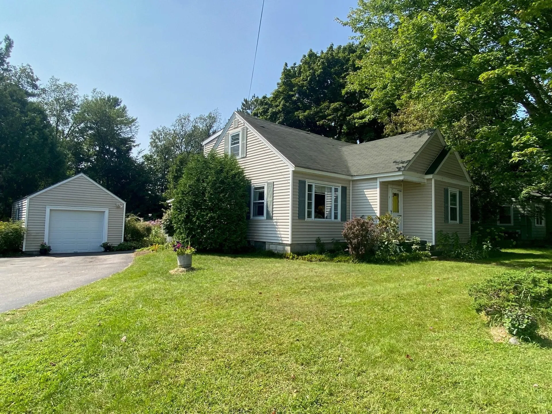 3 Clinton Street South Burlington VT 05403