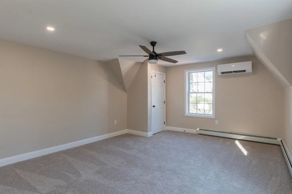7 Mount Pleasant Street Derry NH 03038