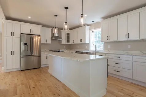 7 Mount Pleasant Street Derry NH 03038