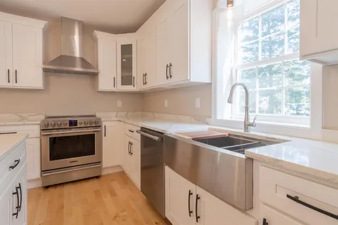 7 Mount Pleasant Street Derry NH 03038