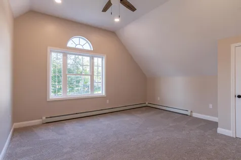 7 Mount Pleasant Street Derry NH 03038