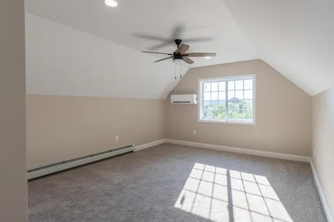 7 Mount Pleasant Street Derry NH 03038