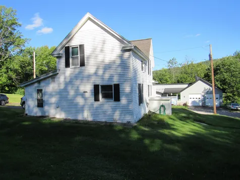 15 1st Street Gorham NH 03581