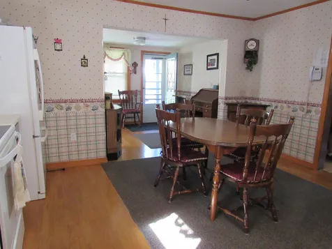 15 1st Street Gorham NH 03581