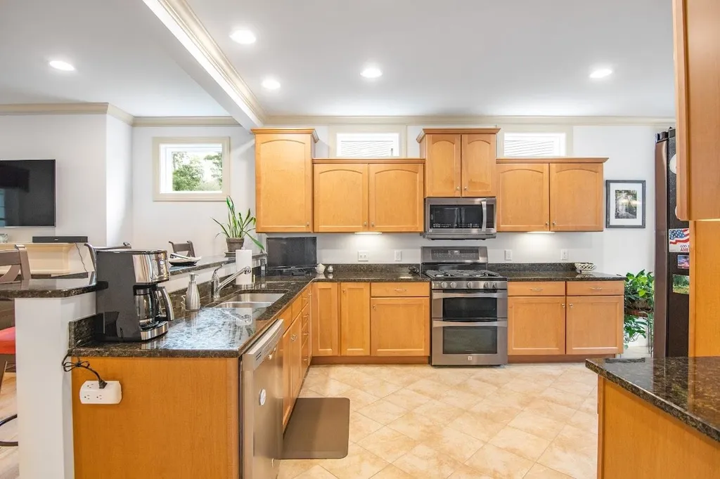 127 Waterlefe Way Colchester VT 05446