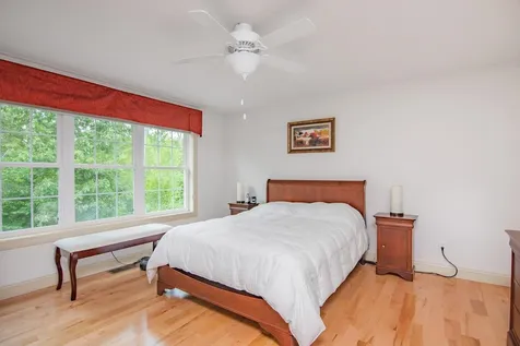 127 Waterlefe Way Colchester VT 05446