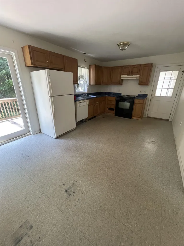 16 Whitcombs Mill Road Keene NH 03431