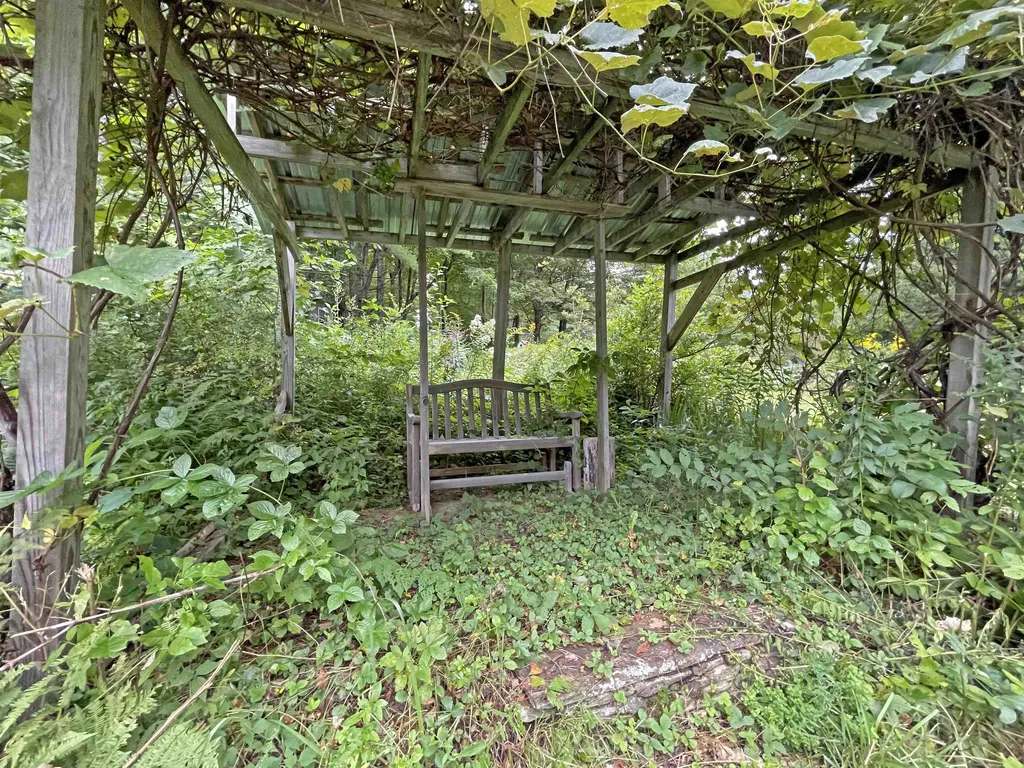 77 Deer Valley Road Townshend VT 05353