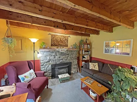 77 Deer Valley Road Townshend VT 05353