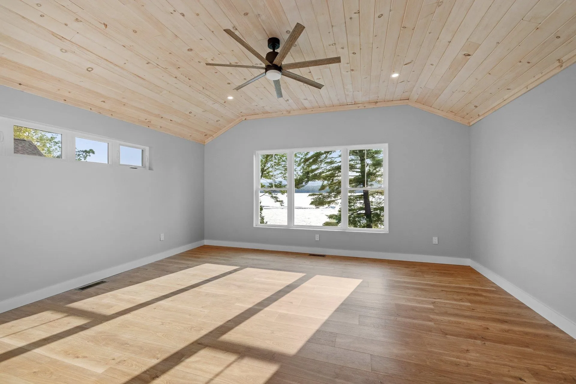 79 Shore N Drive Bridgewater NH 03222