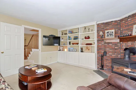 2 Linden Circle Laconia NH 03246