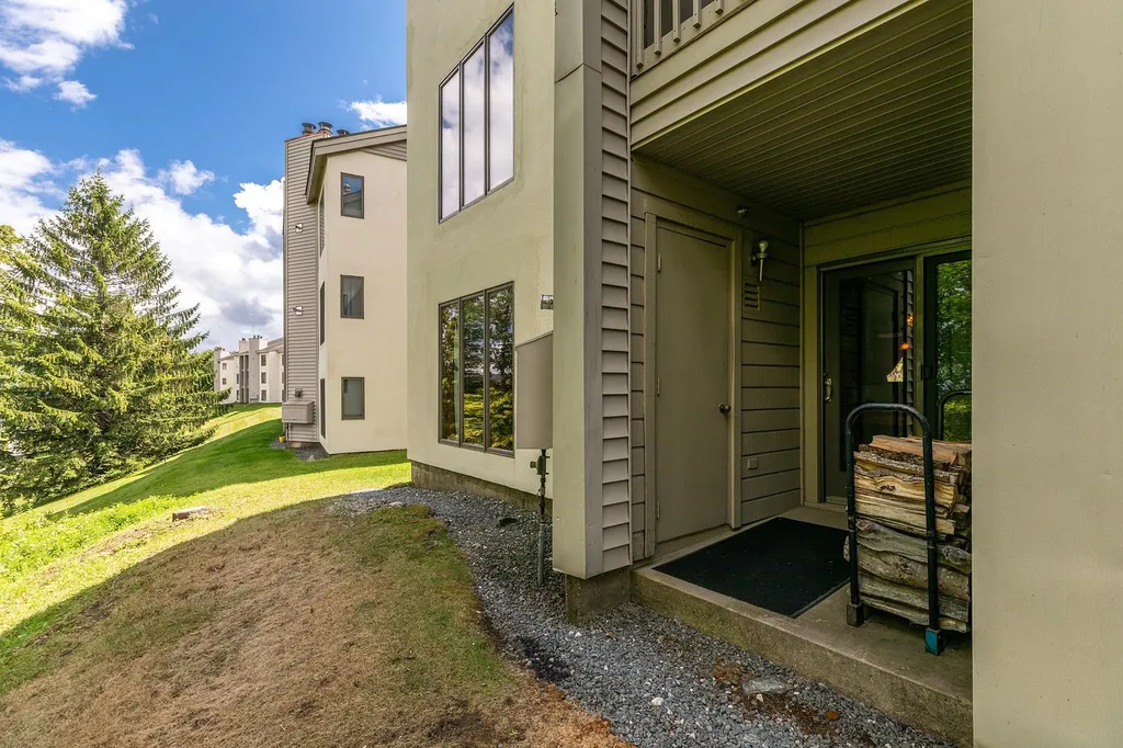 16 Ober Tal Drive Stratton VT 05155