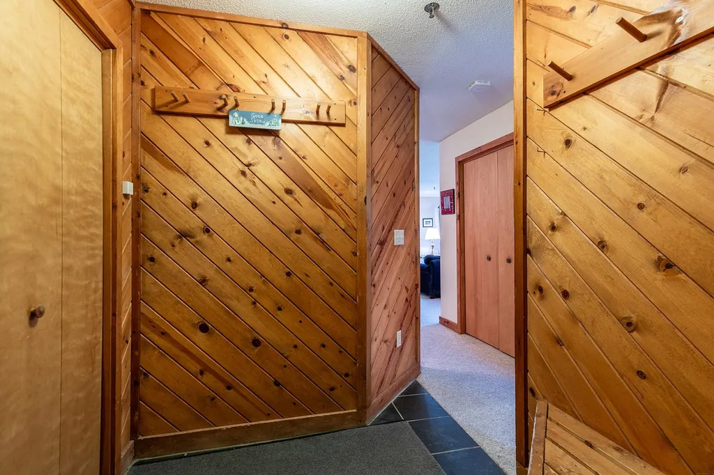 16 Ober Tal Drive Stratton VT 05155