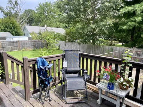 9 Concord Avenue Derry NH 03038